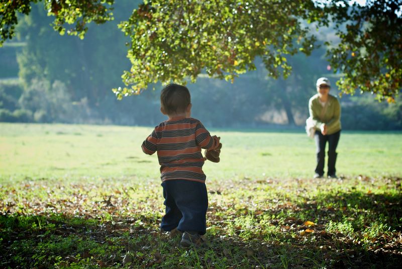 child learning to walk